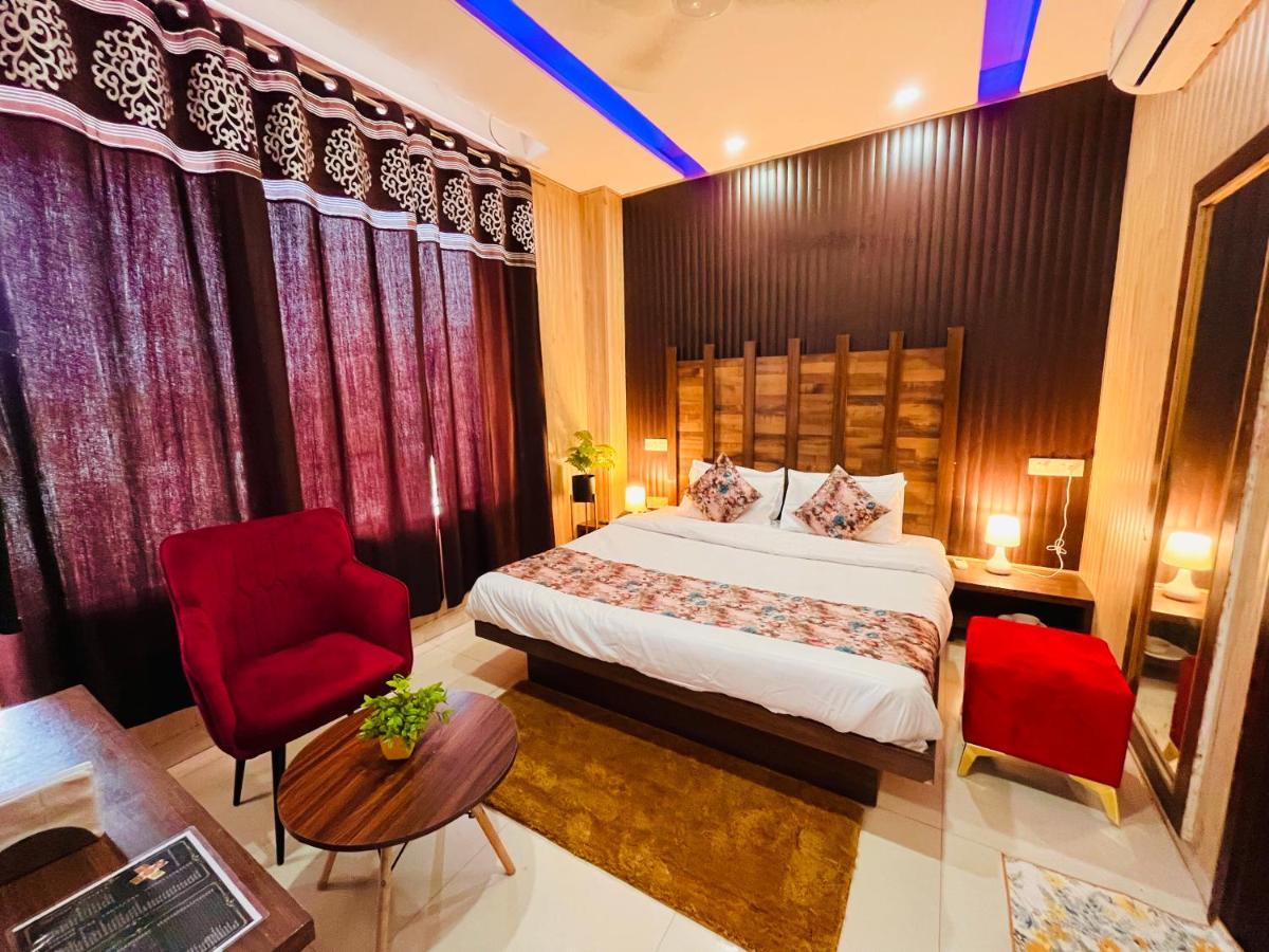 Hotel Pearl Grand, Zirakpur - Top Rated & Most Awarded Property In Tricity Chandīgarh Extérieur photo