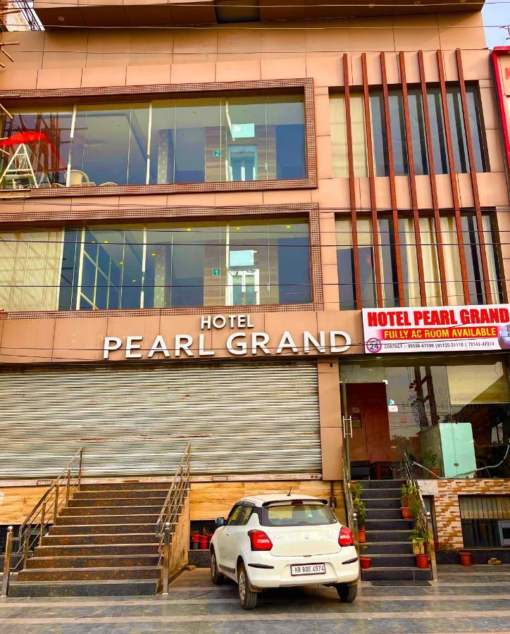 Hotel Pearl Grand, Zirakpur - Top Rated & Most Awarded Property In Tricity Chandīgarh Extérieur photo